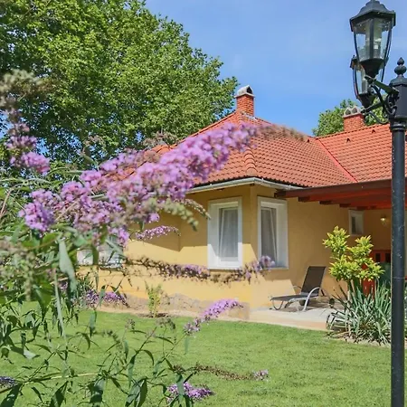 Апартаменты Balaton24-fenyves 20a - #127074 Балатонфеньвеш